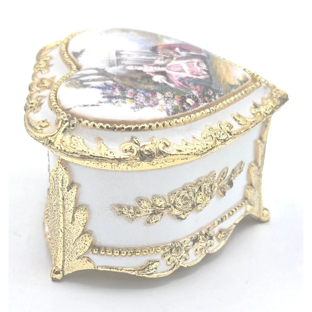 Collector's Heart‎ Music Box: Plays Beethoven's 